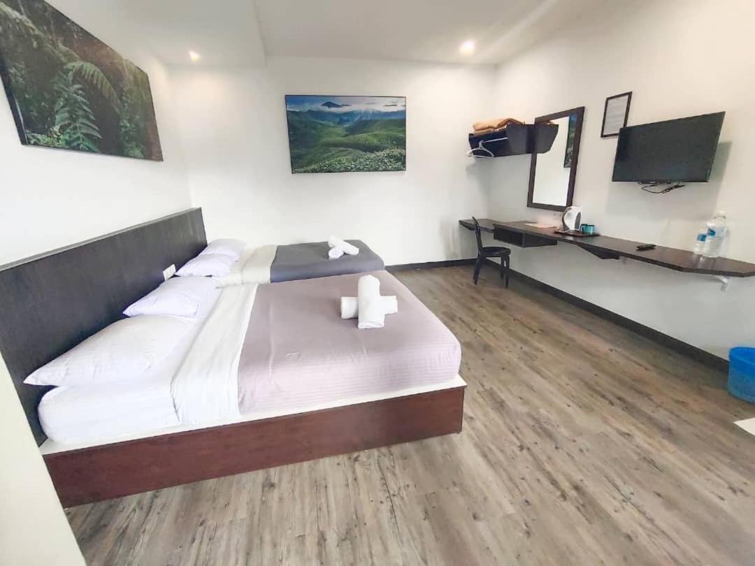 Hillview Inn คาเมรอนไฮแลนด์ ภายนอก รูปภาพ